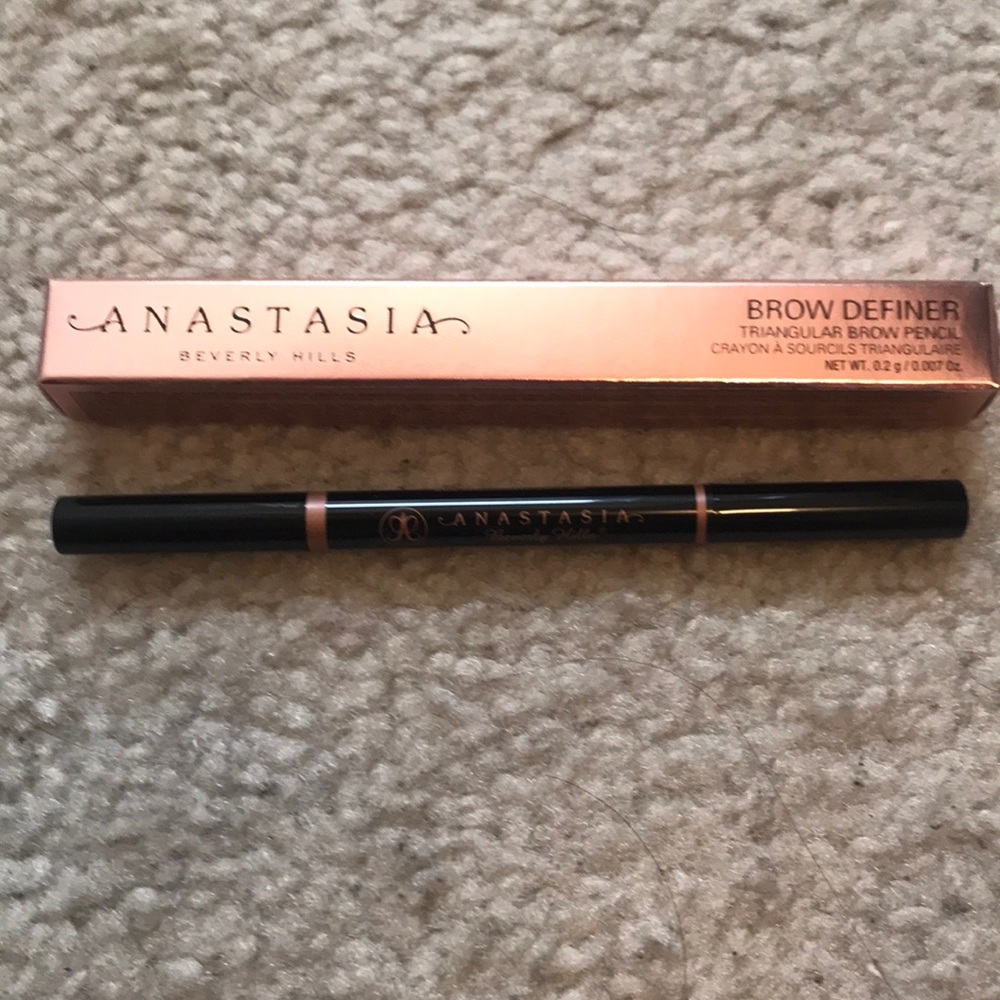 Anastasia Brow Definer